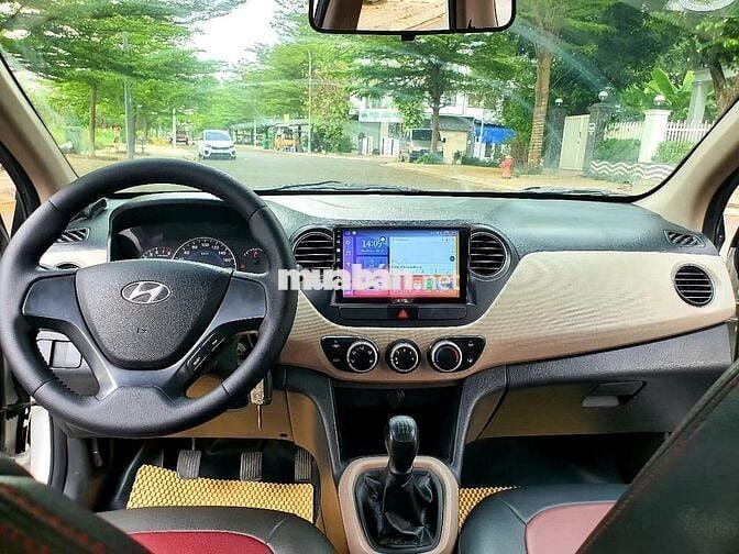Hyundai Grand i10 2016 1.0 Base - Trắng đẹp