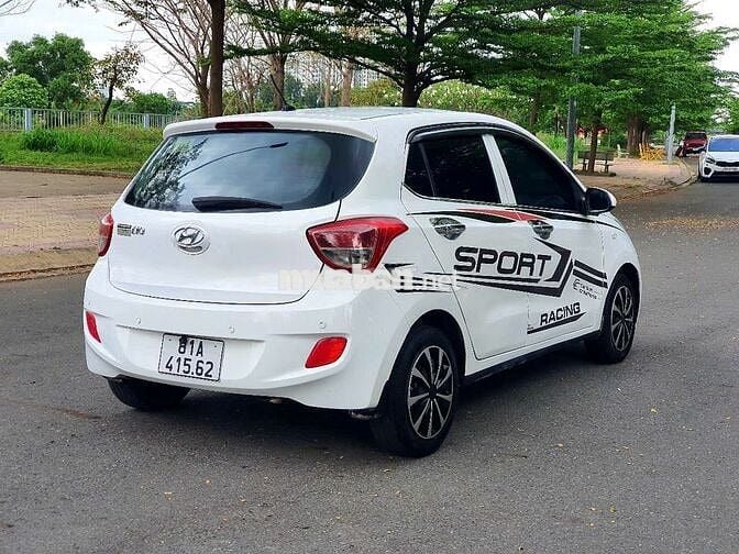 Hyundai Grand i10 2016 1.0 Base - Trắng đẹp