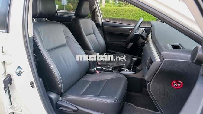 Toyota Corolla Altis 1.8 G 2015 - màu trắng