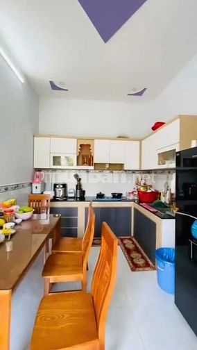 Giá 1tỷ050 Cô Mai sang tên nhà gần chợ Đệm, Tân Kiên Bình Chánh. SHR.