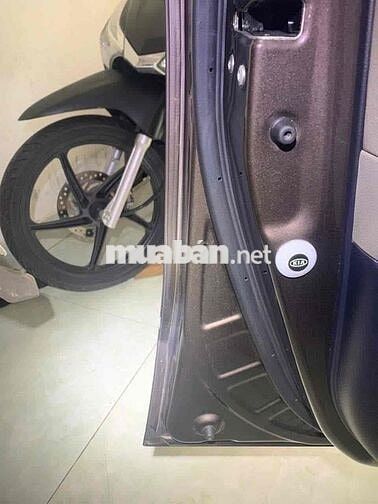Kia Rio 2015 1.4 AT Hatchback - 51000 km