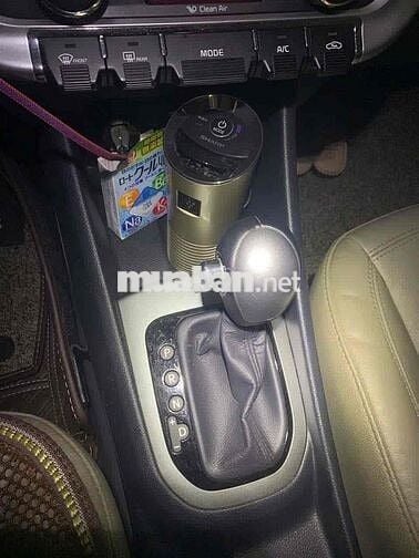 Kia Rio 2015 1.4 AT Hatchback - 51000 km