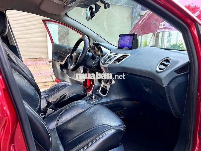 Ford Fiesta 2011 1.6 AT - Đỏ đẹp