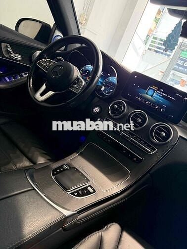Mercedes Benz GLC 300 4MATIC 2021 Màu Đen