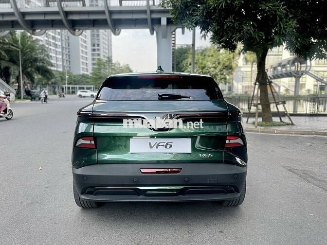 VinFast VF6 hỗ trợ 100% phí trước bạ
