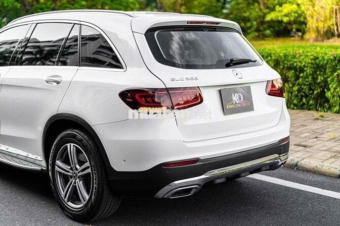 GLC200 Facelift Model 2022 màu trắng cá nhân 1 chủ