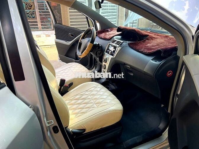 Toyota Yaris 2007 1.3 AT - Ghi bạc đẹp