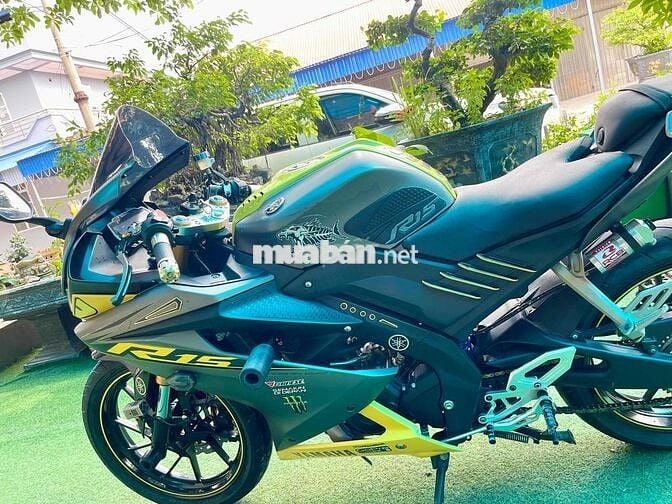 cần bán r15 v3