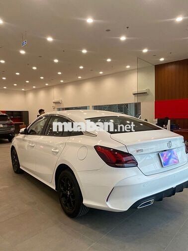 MG MG5 2024 - 5500 km