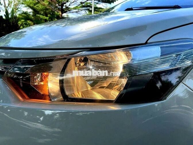 Toyota Vios 2017 1.5E - Trắng đẹp