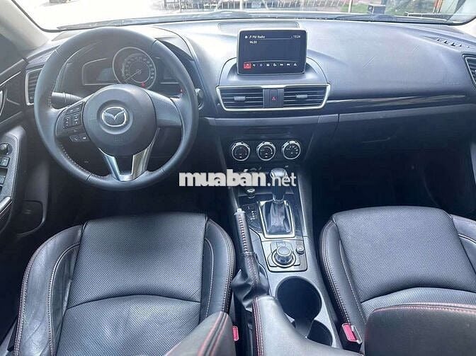 Mazda 3 2016 1.5 AT Sedan - 69000 km