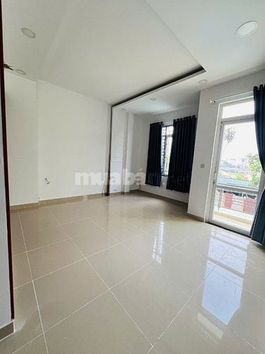 Kẹt tiền bán gấp nhà mặt tiền giá cực tốt 1tr2L 5x22, 7 đg Nguyễn Thị 