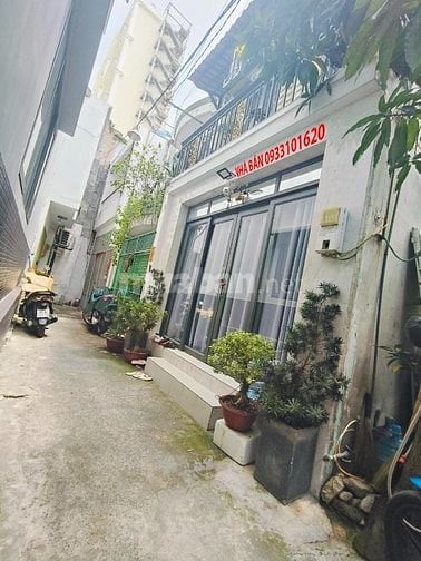 Nhà Hoàng Quốc Việt Q.7 2 tầng, 4x10m  – Mới, Chỉ Việc Xách Vali Vào ở