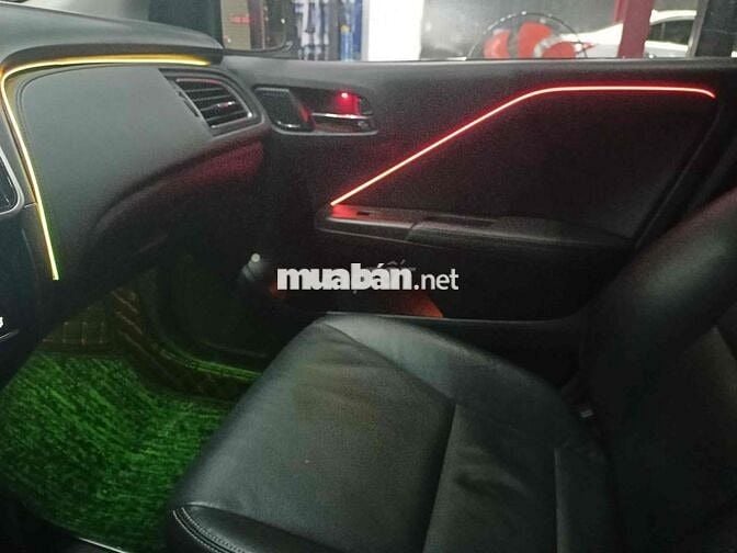 Honda City 2018 1.5 TOP - 70000 km