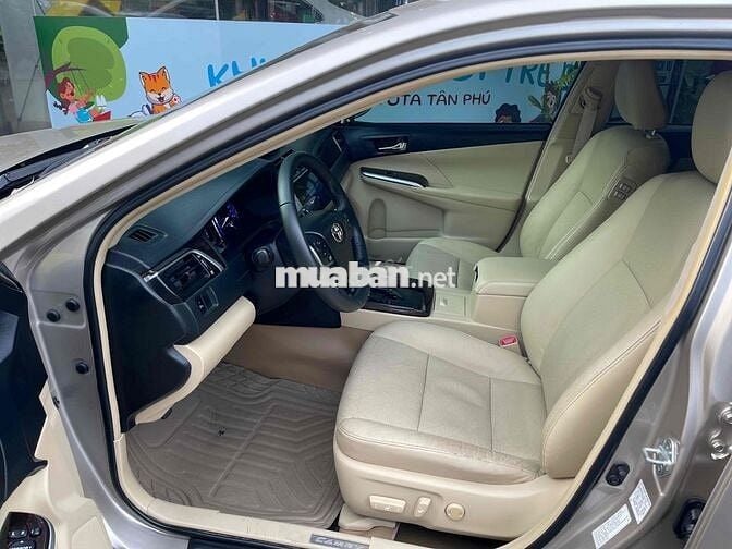 Toyota Camry 2.0E 2016