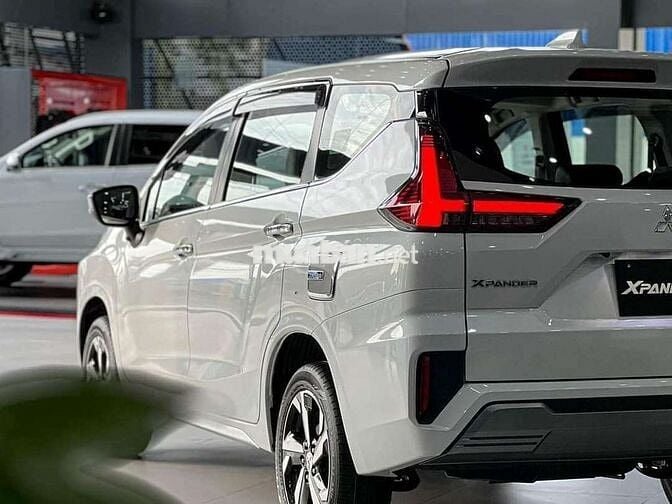 MITSUBISHI XPANDER PREMIUM 2025 GIẢM TRƯỚC BẠ +QUÀ