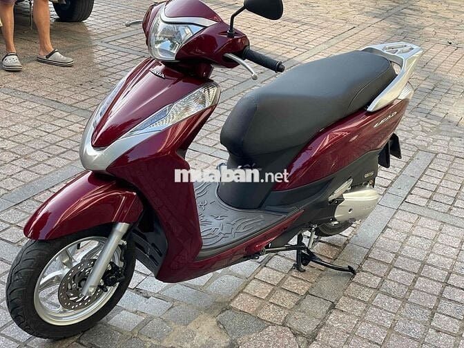 Honda Lead 125 ngay chủ ký có bán trả góp