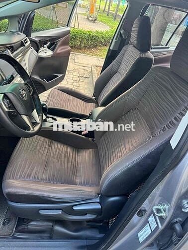 Toyota Innova 2.0G 2022 Xem xe thương lượng mạnh