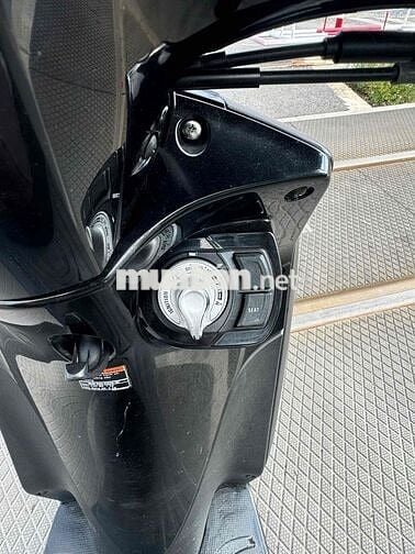 Janus 2019 bản đen nhám khoá smartkey