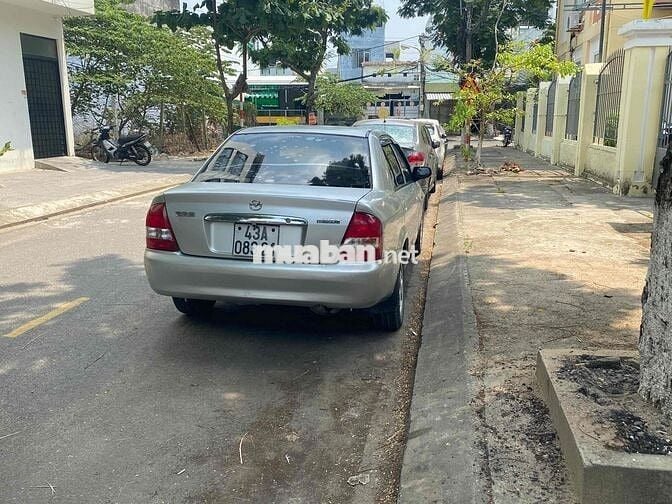 Mazda 323 2004 - 250000 km