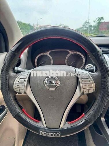 Nissan Navara 2017 VL 2.5 AT 4WD - 11000 km