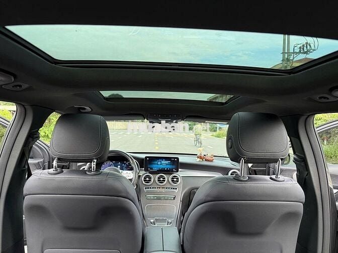 Bán Mercedes GLC 300 4MATIC,đời 2022