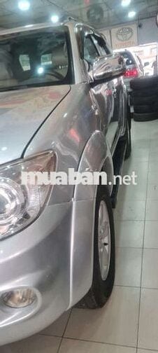 Toyota Fortuner 2010 2.5G - máy dầu