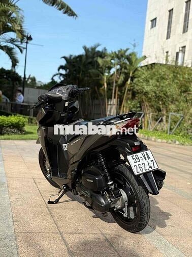 Vario 150i Vàng Cát Form cũ date 2018 BSTP lướt