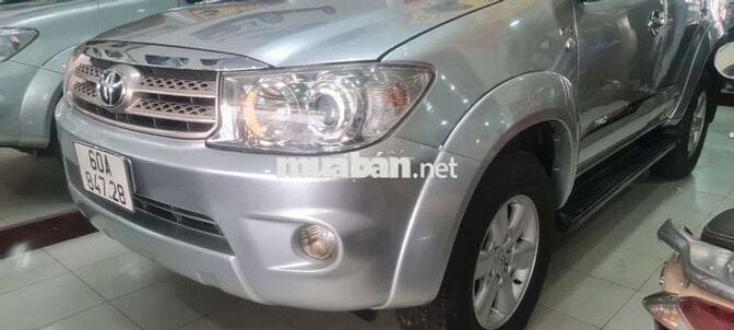 Toyota Fortuner 2010 2.5G - máy dầu