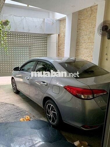 Gia đình cần bán xe Toyota Vios số tự động SX 2022