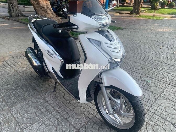 shvn 150 abs màu Trắng đk 2018 odo 18.000