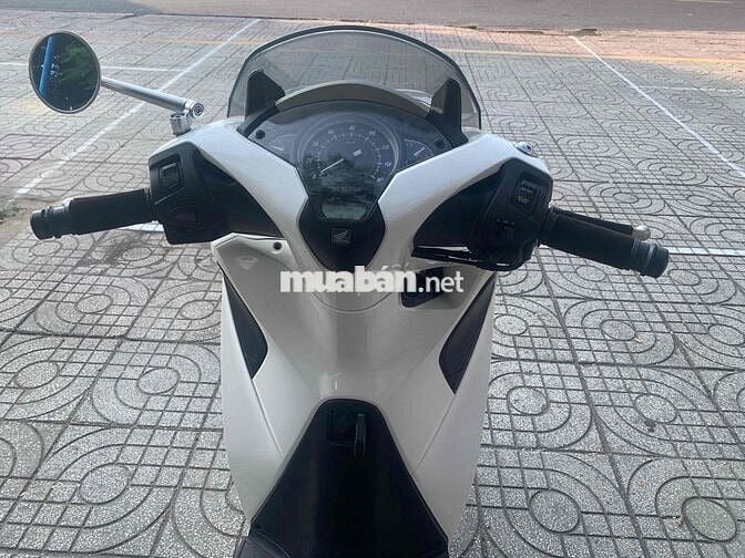 shvn 150 abs màu Trắng đk 2018 odo 18.000