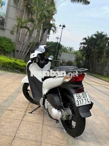 SH125i VN Form Ý Trắng Đen Sporty Date 2010 BSTP