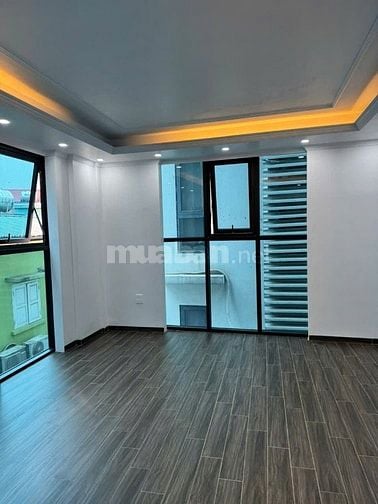 Cần bán căn nhà số 7 Ngõ 12/85 Đào Tấn, nhà xây mới 7 tầng thang máy