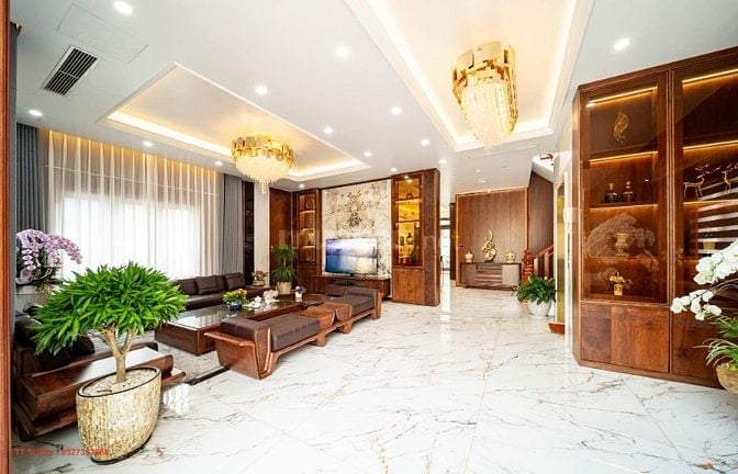 Gia đình cần bán nhà Mặt phố Ngõ Trạm giá 40 tỷ, 70mx5 tầng, KD tốt