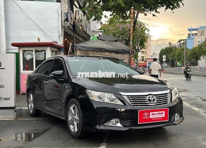 Camry 2014 2.5Q - đi chỉ 86,000km