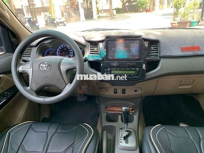 Gia đình cần bán xe Toyota Fortuner bản V full