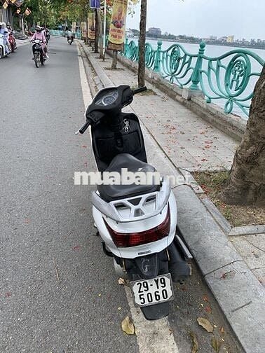 Cần bán xe lead