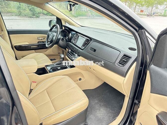 Kia Sedona 2017 2.2L DATH - 97000 km
