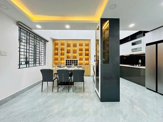 Bán nhà 4,5 tầng hẻm 4.5m full nội thất Phạm Văn Chiêu p8 giá 5.xx