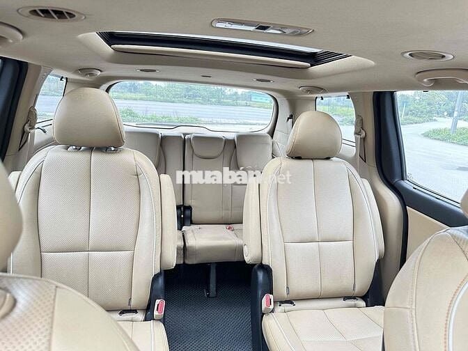 Kia Sedona 2017 2.2L DATH - 97000 km