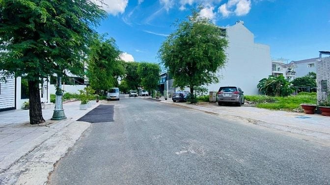 Bán đất Đông Thủ Thiêm đường Nguyễn Duy Trinh Quận 2 (160m2) 88 tr/m2