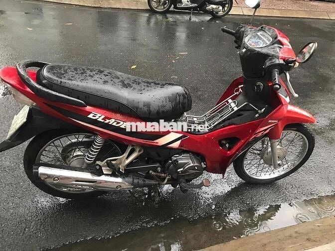 Honda wave blade máy còn nguyên êm GTDD cần bán