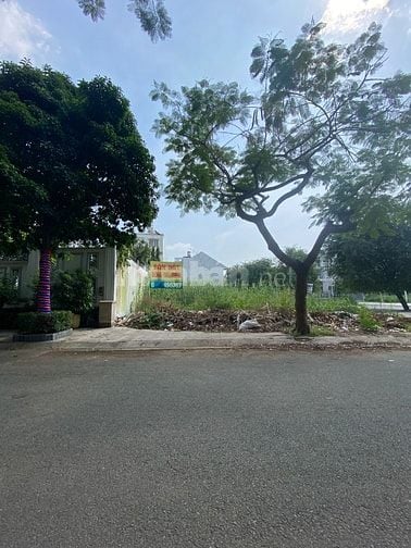Bán đất Đông Thủ Thiêm đường Nguyễn Duy Trinh Quận 2 (160m2) 88 tr/m2
