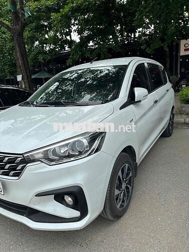 Suzuki Ertiga 2022 hybrid AT - 60000 km