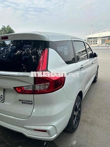 Suzuki Ertiga 2022 hybrid AT - 60000 km