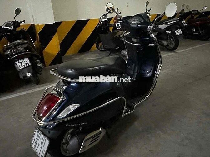 vespa primavera 2015