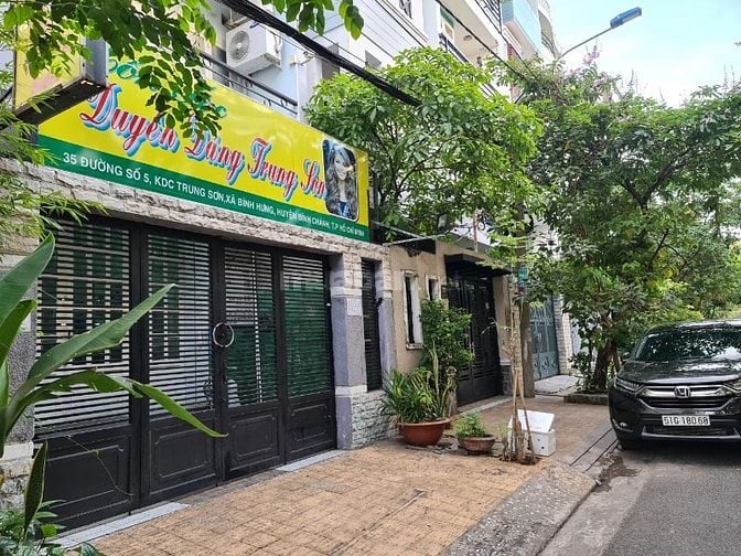 Bán nhà mặt tiền số  35 Đường số 5, KDC Trung Sơn,TP.HCM