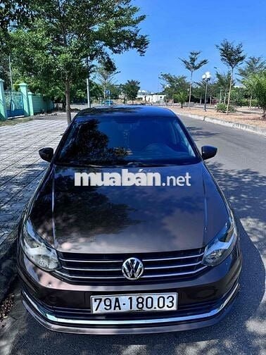 Volkswagen Polo 2017 1.6 Sedan - 78000 km