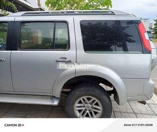 Bán Ford Everest 2011 2.6l 4x4MT km biển Saigon